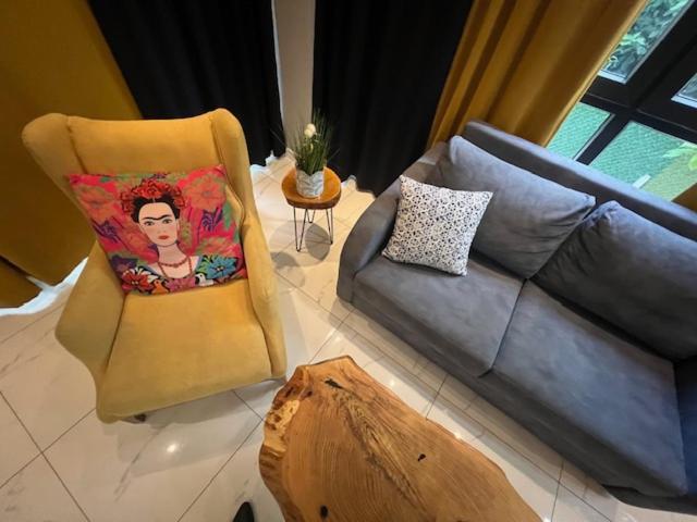 Apartament 2 *